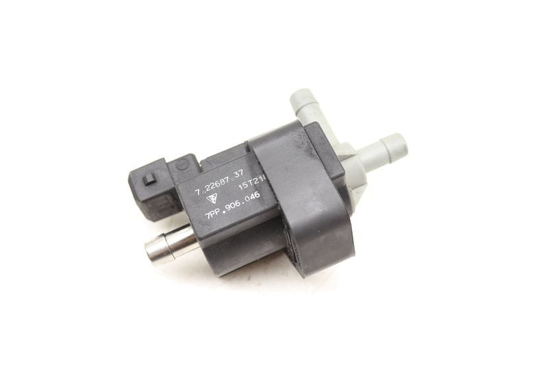 Solenoid Valve 7PP906046 — Used (SKU 518549)