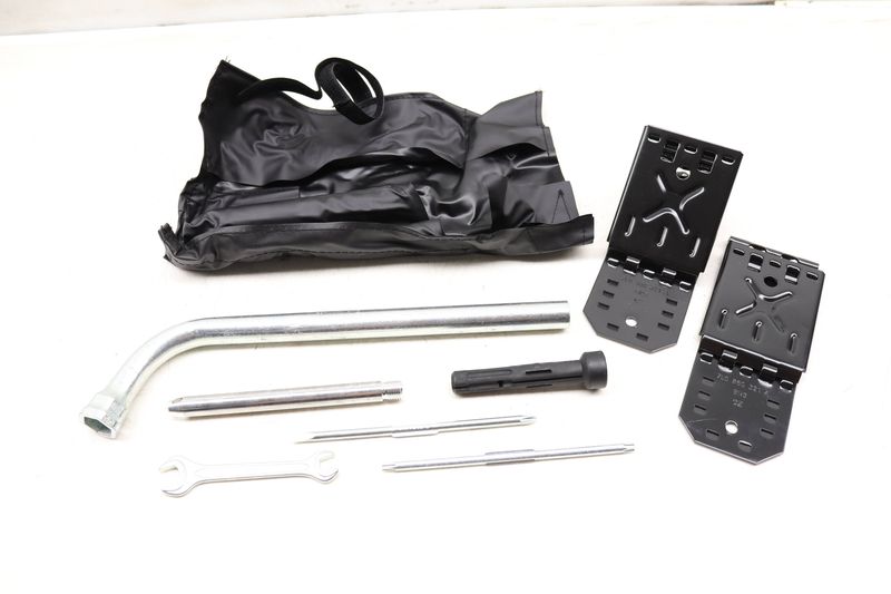 Tool Set w/ Bag 95B012106 — Used (SKU 518452)