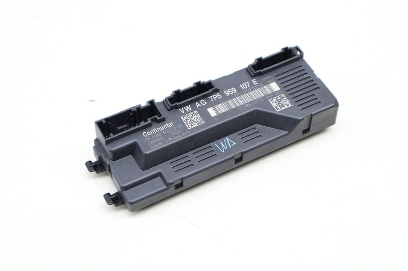 Trunk Lid Control Module
 7P5959107E — Used (SKU 645123)