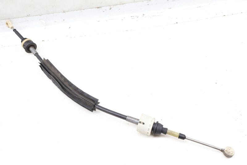 Automatic Shifter Linkage / Cable 97042613300 — Used (SKU 656445)