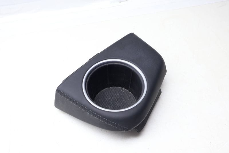 Center Cup Holder 97055338100 — Used (SKU 673537)