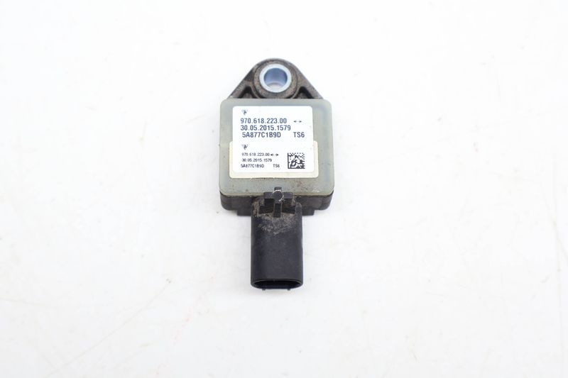 Impact / Crash Sensor 97061822300 — Used (SKU 673389)