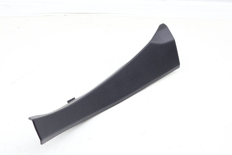 A Pillar Trim / Panel (CENTER) 97055518100 — Used (SKU 673519)