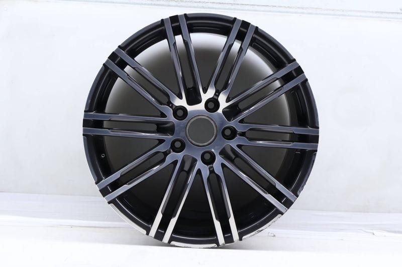 20" Inch Alloy Rim / Wheel 97036217807 — Used (SKU 673832)