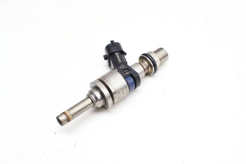 Fuel Injector 94811012833 — Used (SKU 673369)