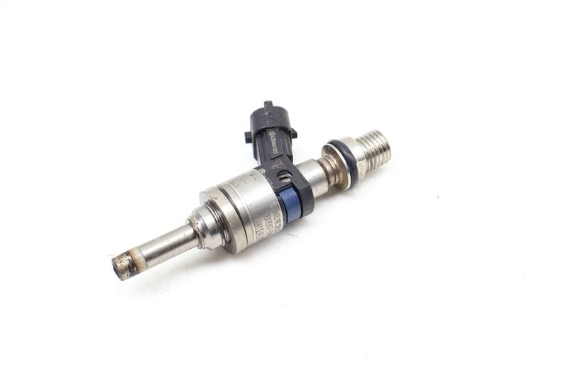 Fuel Injector 94811012833 — Used (SKU 673372)