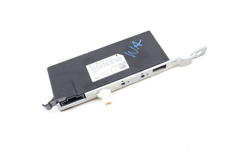 Antenna Booster 97064710502 — Used (SKU 656161)