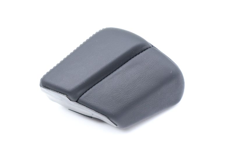 Armrest / Arm Rest Trim Cover 97055549701 — Used (SKU 673346)