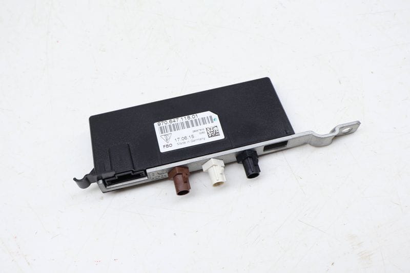 Antenna Booster 97064711801 — Used (SKU 673258)