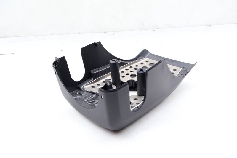Steering Column Trim / Cover (LOWER) 97055247501 — Used (SKU 656302)