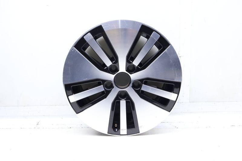 16" Inch Alloy Rim / Wheel 5GE601025 — Used (SKU 706874)