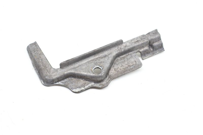 Battery Holder Clamp / Bracket 5Q0803219C — Used (SKU 706577)