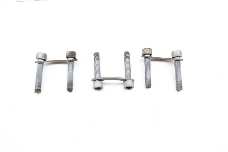 CV Axle Bolt Plate Set 1K0407357D — Used (SKU 706868)
