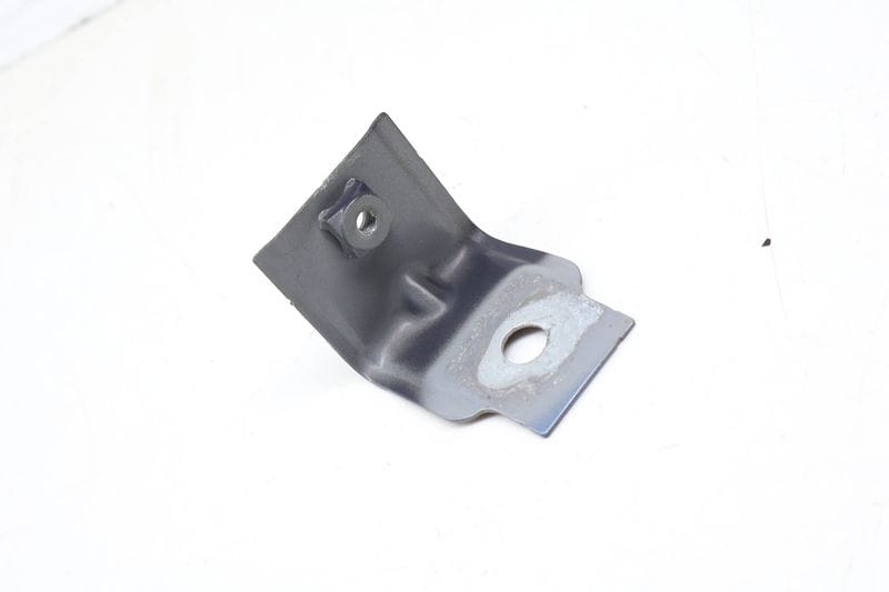 Fender Mount / Bracket (FRONT) 5G0809561 — Used (SKU 706626)