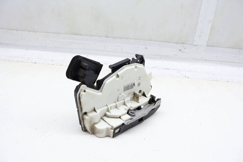 Door Latch / Lock Actuator 5K1837016E — Used (SKU 706716)