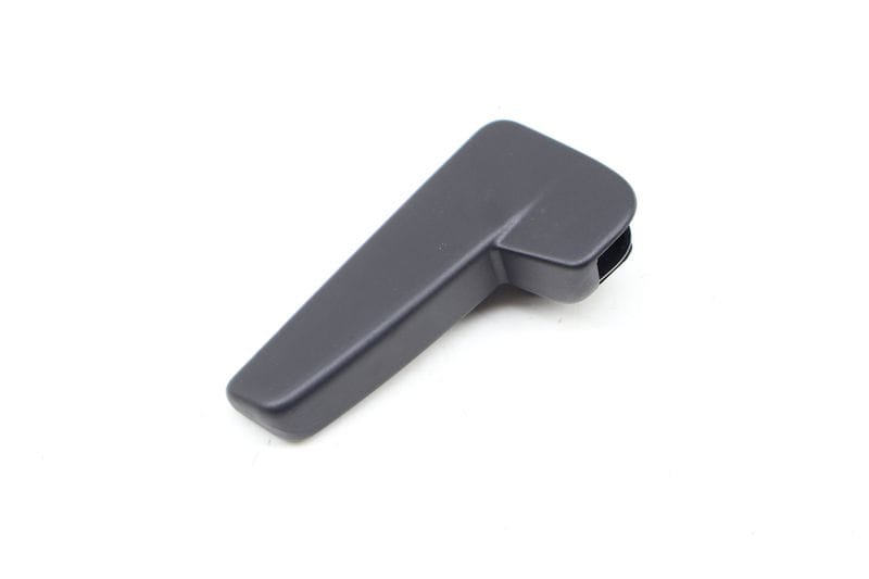 Hood Release Lever / Handle 6R1823533 — Used (SKU 706275)