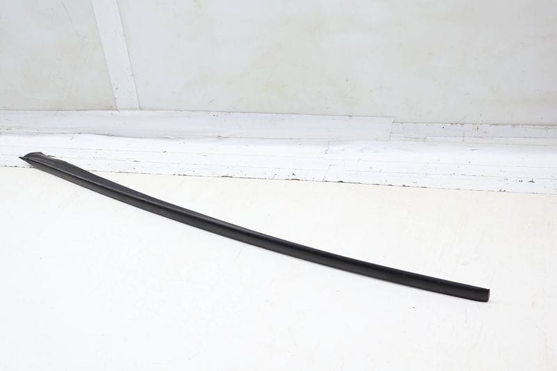 Windshield Side Trim / Seal 5G0854327B — Used (SKU 706694)