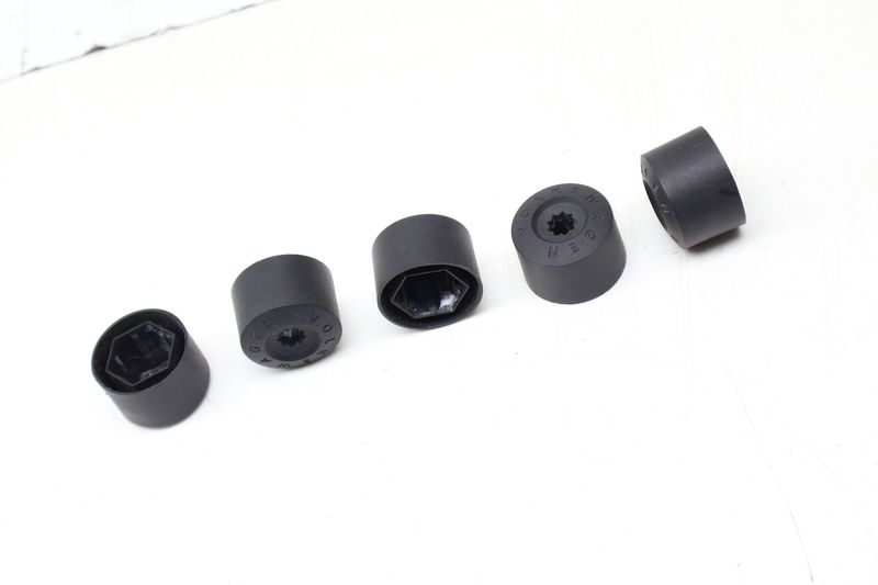 Lug Nut / Bolt Cover / Cap Set (5) 1K0601173 — Used (SKU 706515)