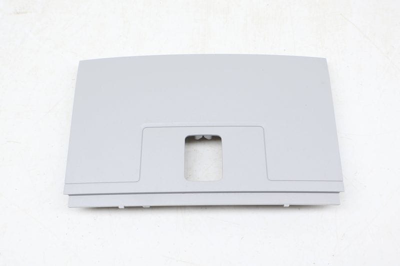 Dome Reading Light Trim 5G0867591E — Used (SKU 680112)