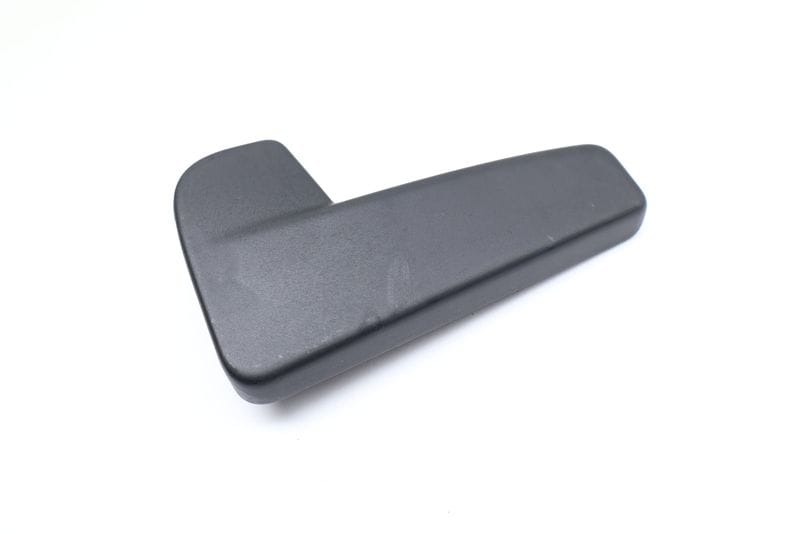 Hood Release Lever / Handle 6R1823533 — Used (SKU 680207)