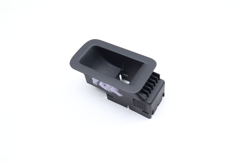 Window Switch Trim 5GM868345 — Used (SKU 680195)