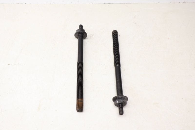 Starter Screw / Bolt Set (2) N91059301 — Used (SKU 680346)