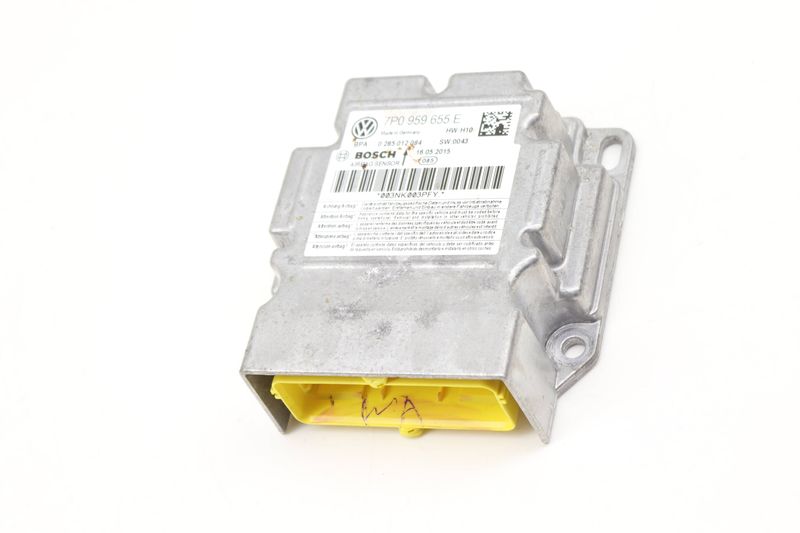 Airbag / Air Bag Control Module 7P0959655E — Used (SKU 593104)