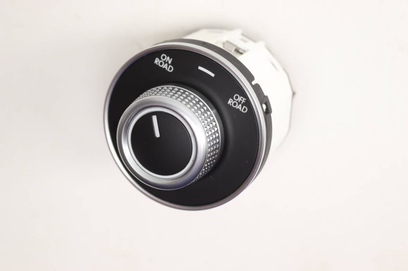 Differential Lock Dial / Switch 7P1941435 — Used (SKU 593187)