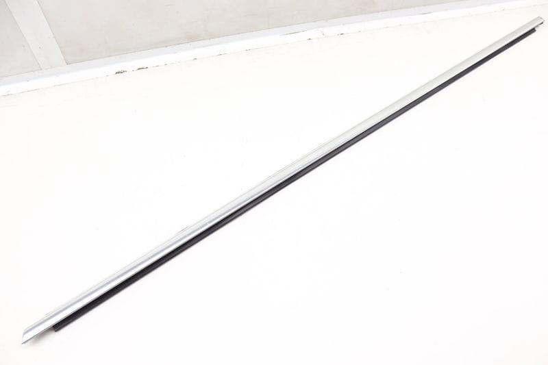 Outer Door Window Slot Seal / Trim 7P0837475H — Used (SKU 593258)