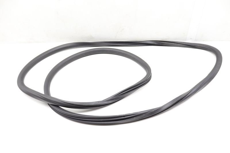 Inner Door Seal / Weather Stripping 7P0867365G — Used (SKU 568516)