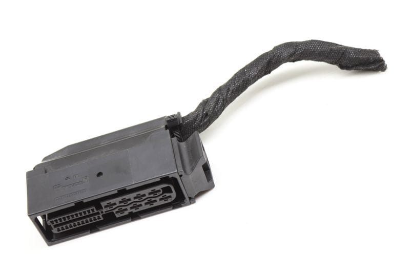 Parking Brake Module Wiring Connector / Pigtail 3C0973763A — Used (SKU 593096)