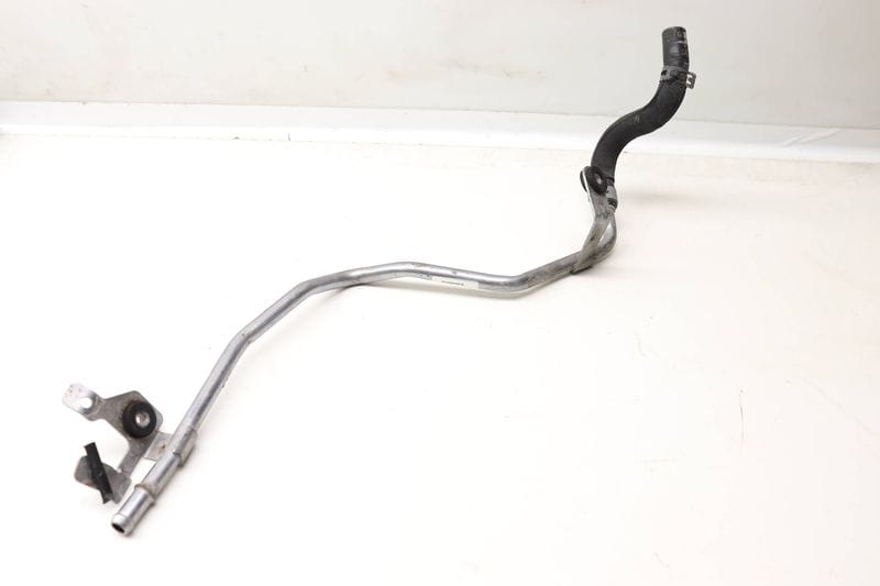 Power Steering Pipe / Tube / Line 7P6422890D — Used (SKU 593461)