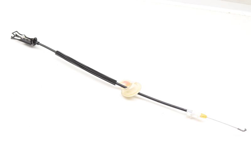Interior Door Handle Release / Bowden Cable 7P6839085B — Used (SKU 593044)