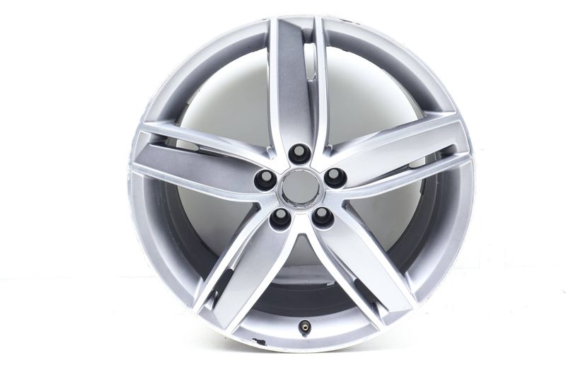19" Inch Alloy Rim / Wheel 8V0601025AS — Used (SKU 668435)