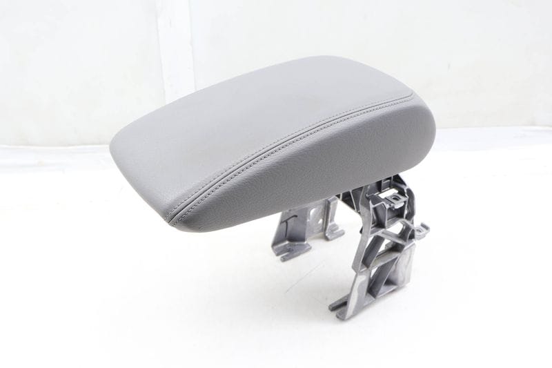 Center Armrest / Arm Rest 8V0864207H — Used (SKU 668300)