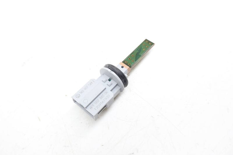 Climate Air Temp / Temperature Sensor 1K0907543E — Used (SKU 668276)