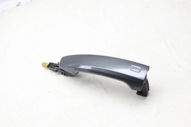 Exterior Door Handle 8V0837205A — Used (SKU 668362)
