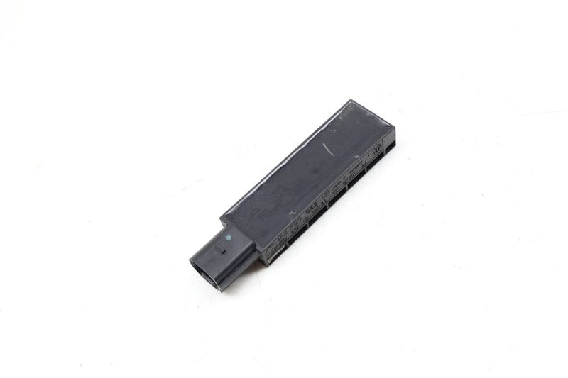 Kessy / Keyless Entry Antenna 5Q0962131 — Used (SKU 668197)