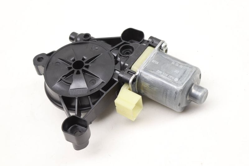 Window Lifter Motor 5Q0959802 — Used (SKU 579682)