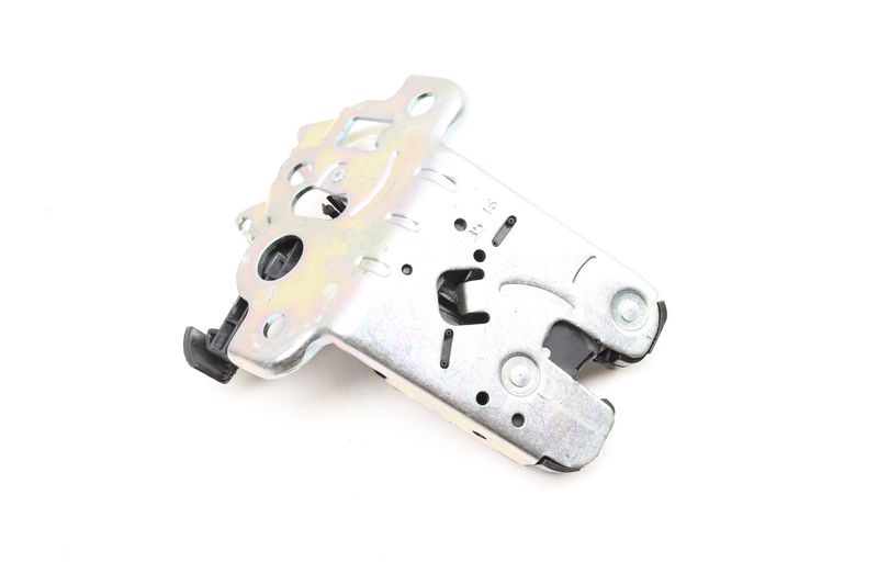 Trunk Latch / Lock 8R0827505A — Used (SKU 579855)
