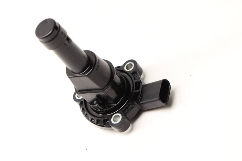 Engine Oil Level Sensor 03F907660E — Used (SKU 431168)
