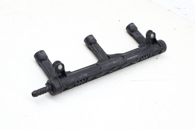 Fuel Injector Rail / Tube 06E133681L — Used (SKU 666554)
