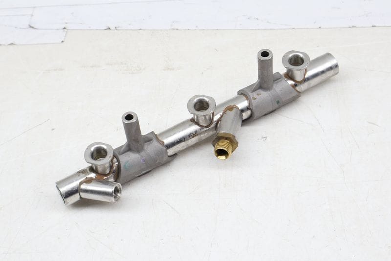 Fuel Rail / Pipe 06E130089AF — Used (SKU 666556)
