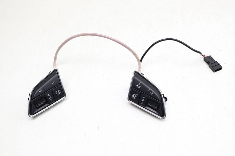 Steering Wheel Button Control Switch Set 4G0951523E — Used (SKU 666270)