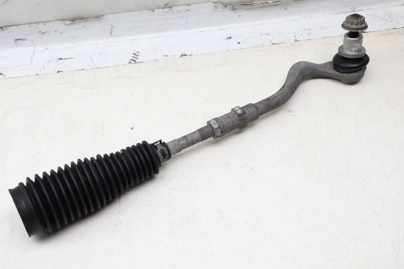 Steering Tie Rod w/ Boot — Used (SKU 666569)