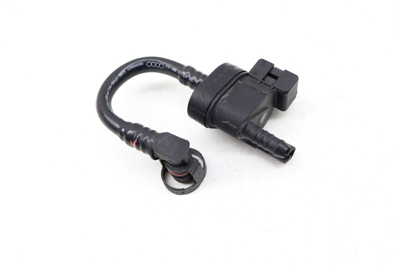 Purge Valve w/ Connecting Tube 06E133781J — Used (SKU 666322)