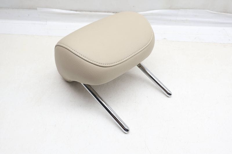 Outer Headrest / Head Rest 4G8885973L — Used (SKU 666443)