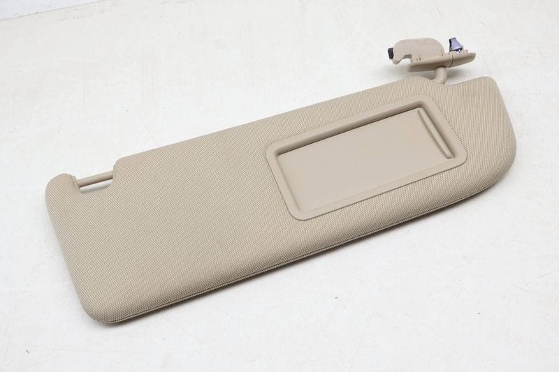 Sun Visor / Mirror 4G0857552N — Used (SKU 666450)