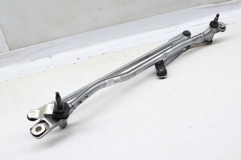 Windshield Wiper Transmission / Bracket 4G1955023C — Used (SKU 666583)