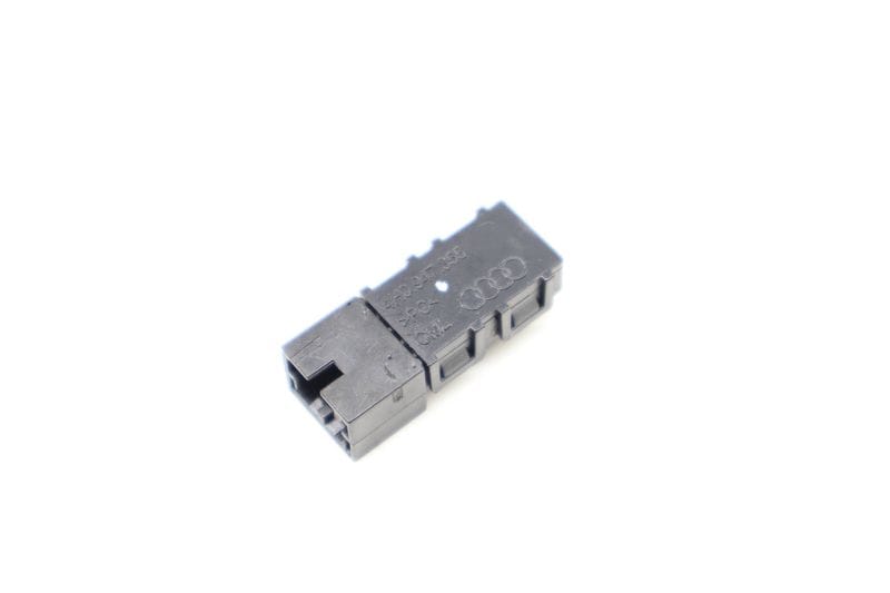 Ambient Light 4H0947355 — Used (SKU 612004)